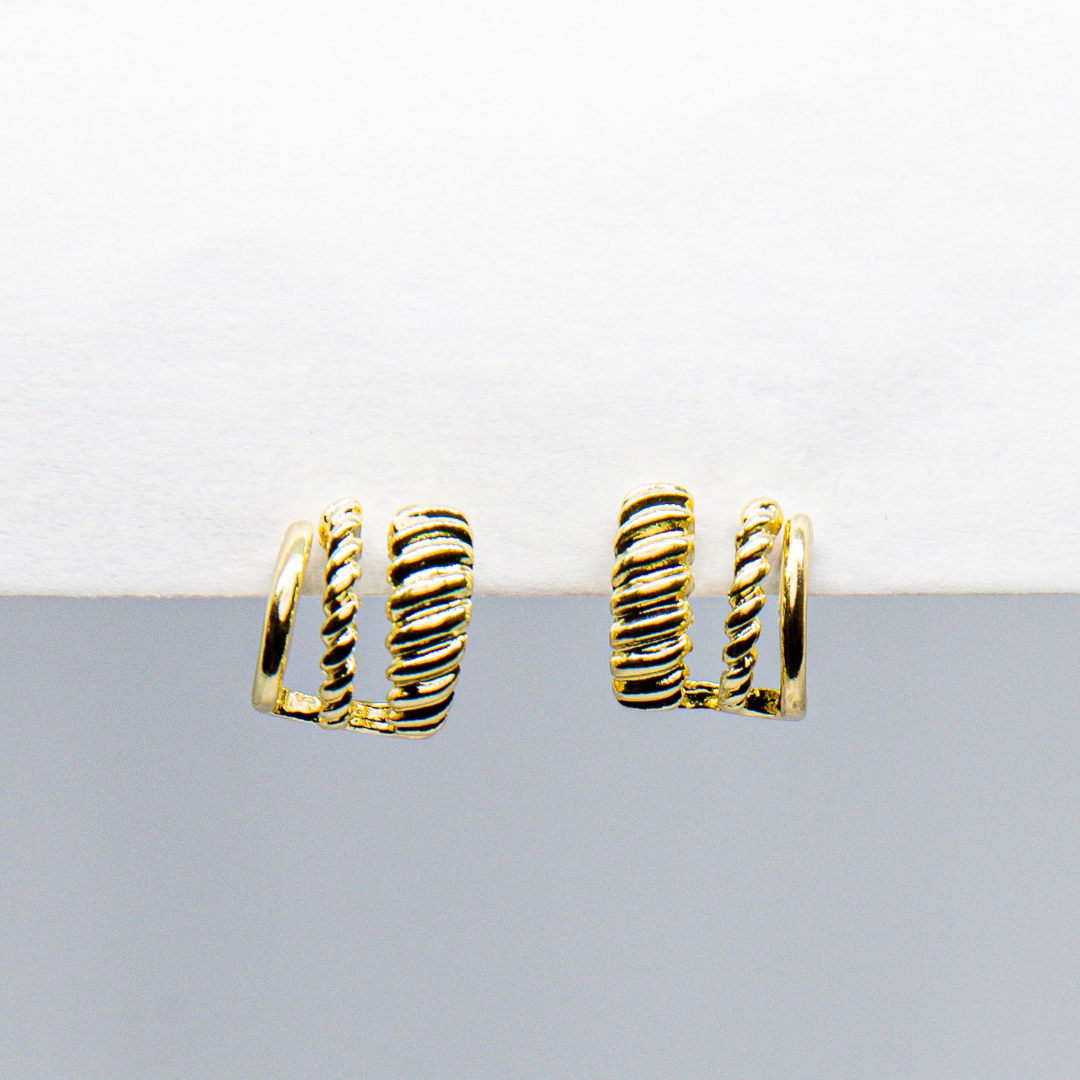 Graceful Achiever gold earrings